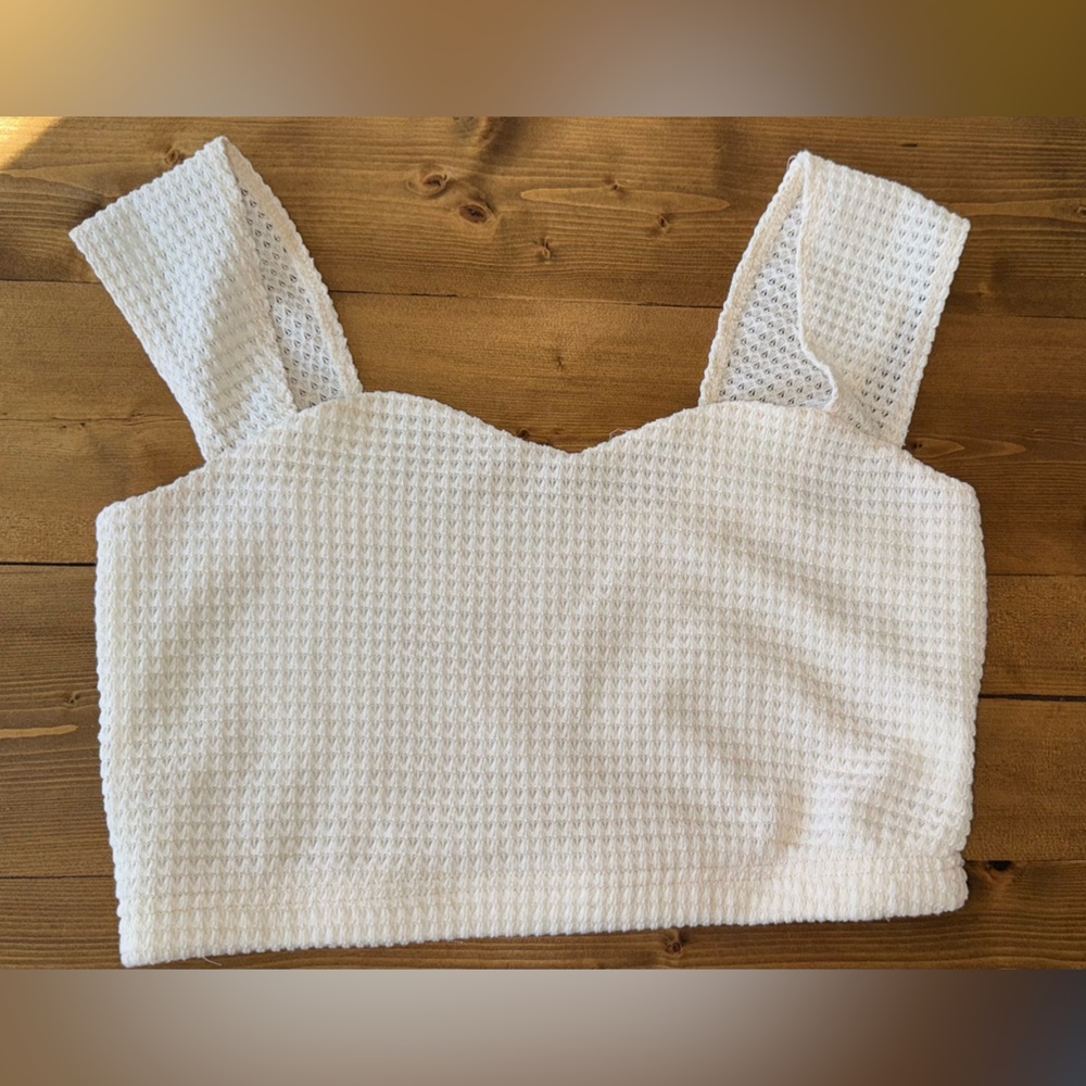 SHEIN Cream Textured Crop Tank